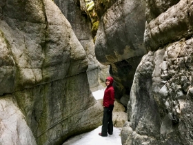 Winter Canyoning in the Rockies - Half Day